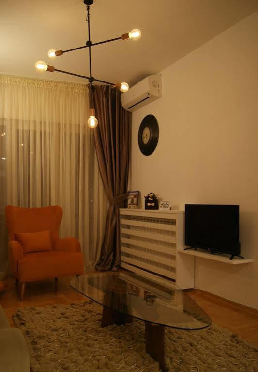 Smart Apartments Skopje Esterno foto